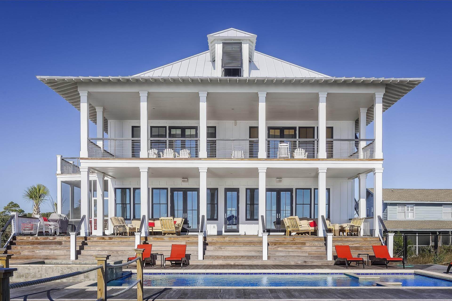 Spanish coastal property with the keys handed over to international buyers